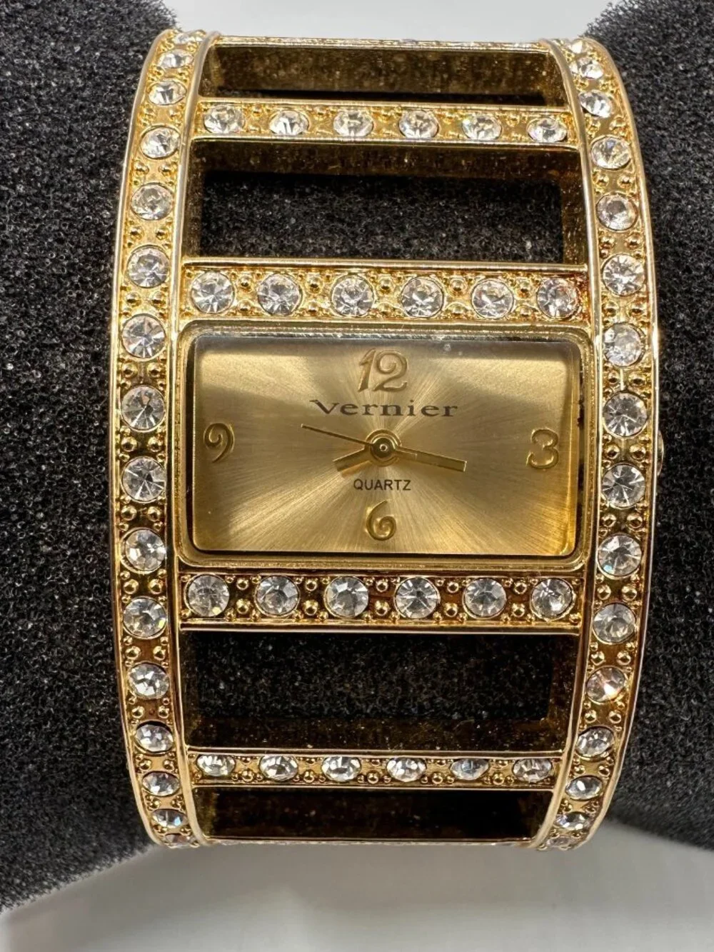 Vernier Watch Women Gold Tone Rhinestone Accents Bangle Band New Battery